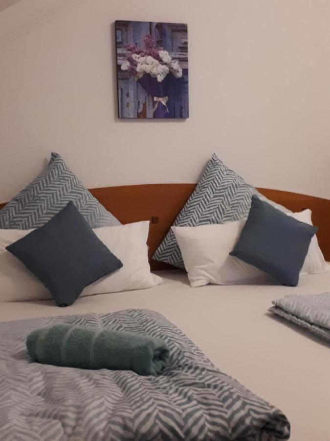 Kamilla Apartman Villapark Бік Екстер'єр фото